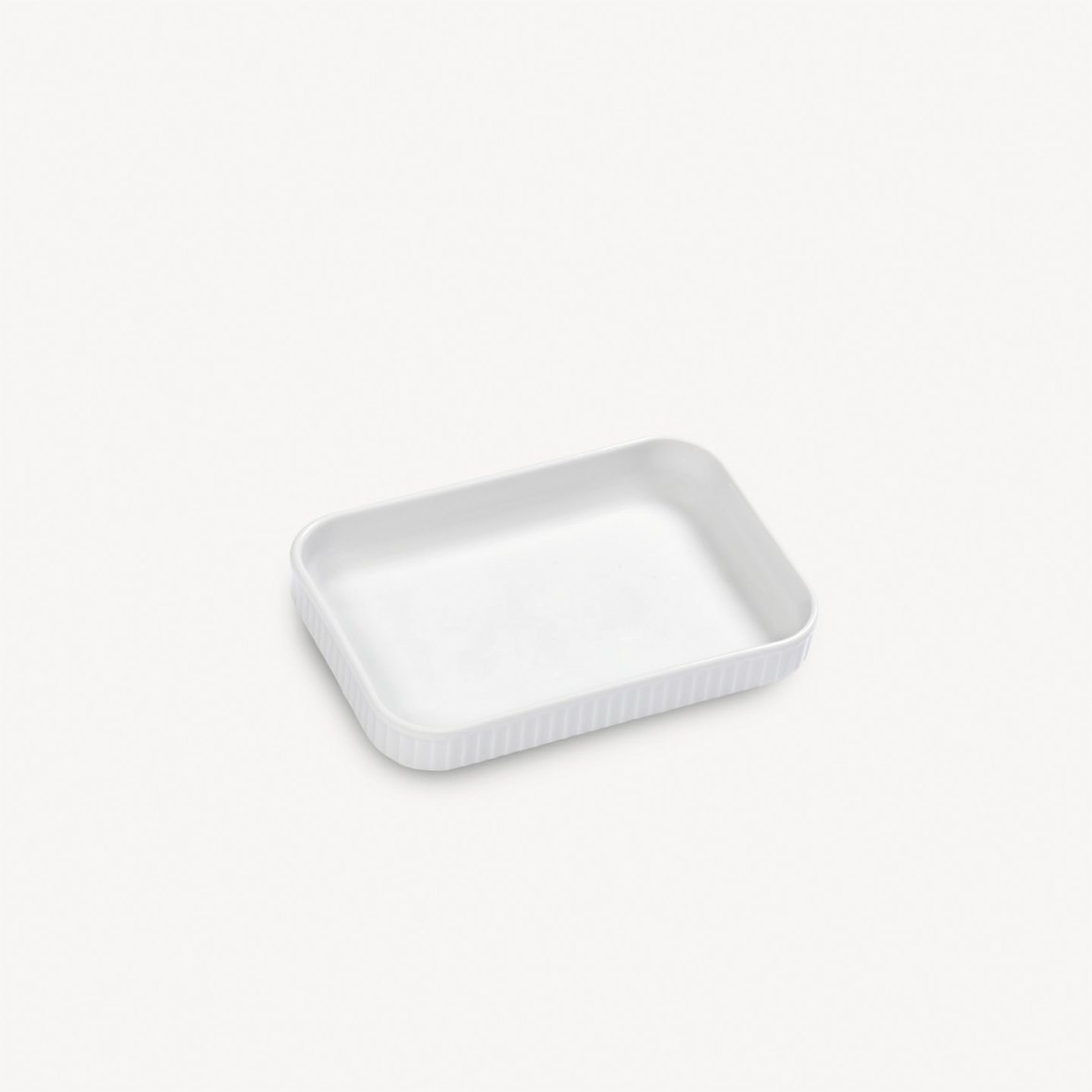 Plissé tapasdiskur ferkantaður hvítur 18x12cm